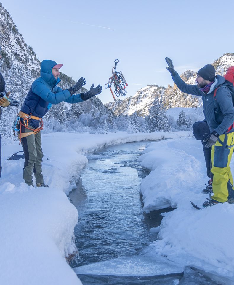 Crampon Petzl : crampons alpinisme et cascade de glace - Snowleader